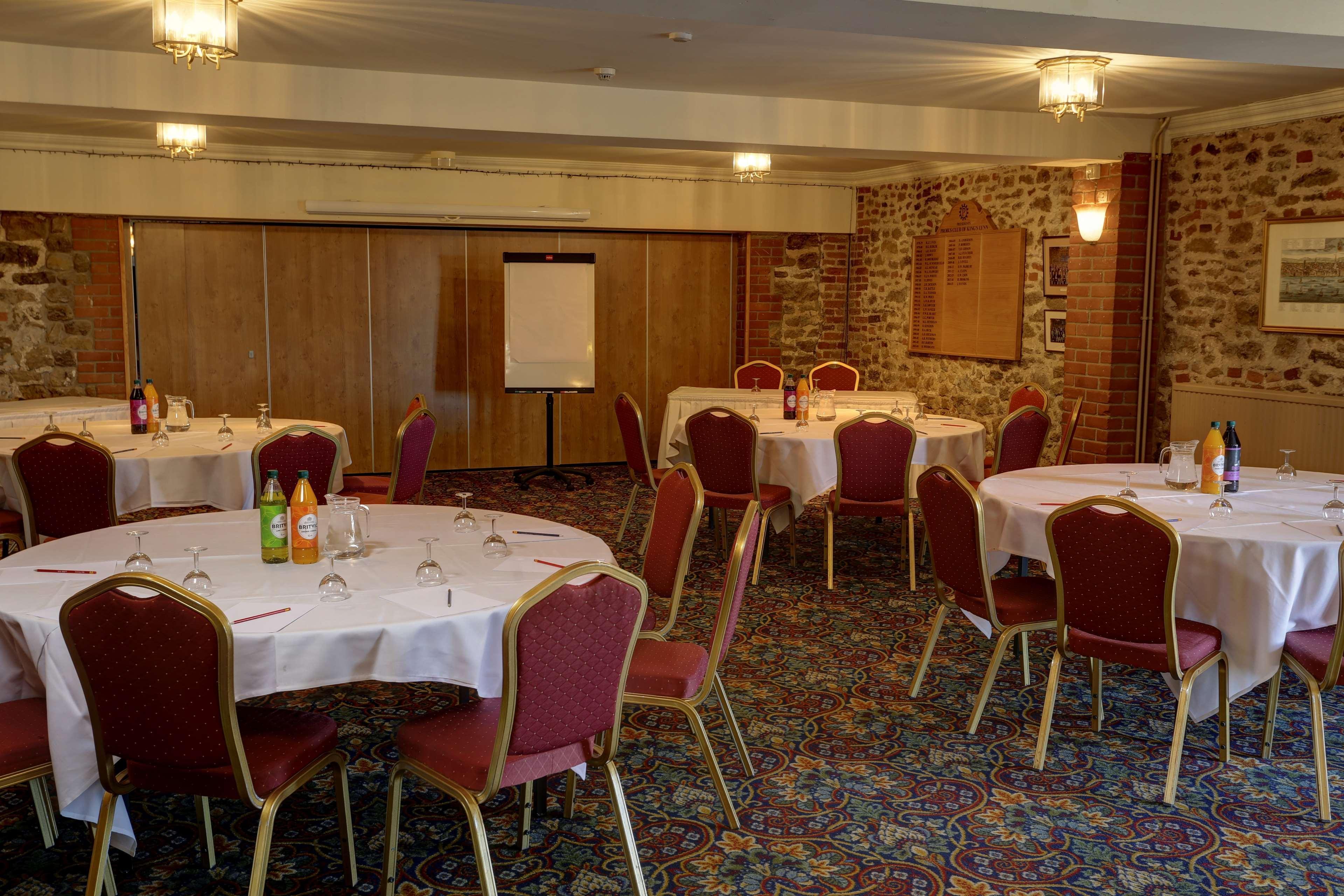 Knights Hill Hotel & Spa King's Lynn Buitenkant foto