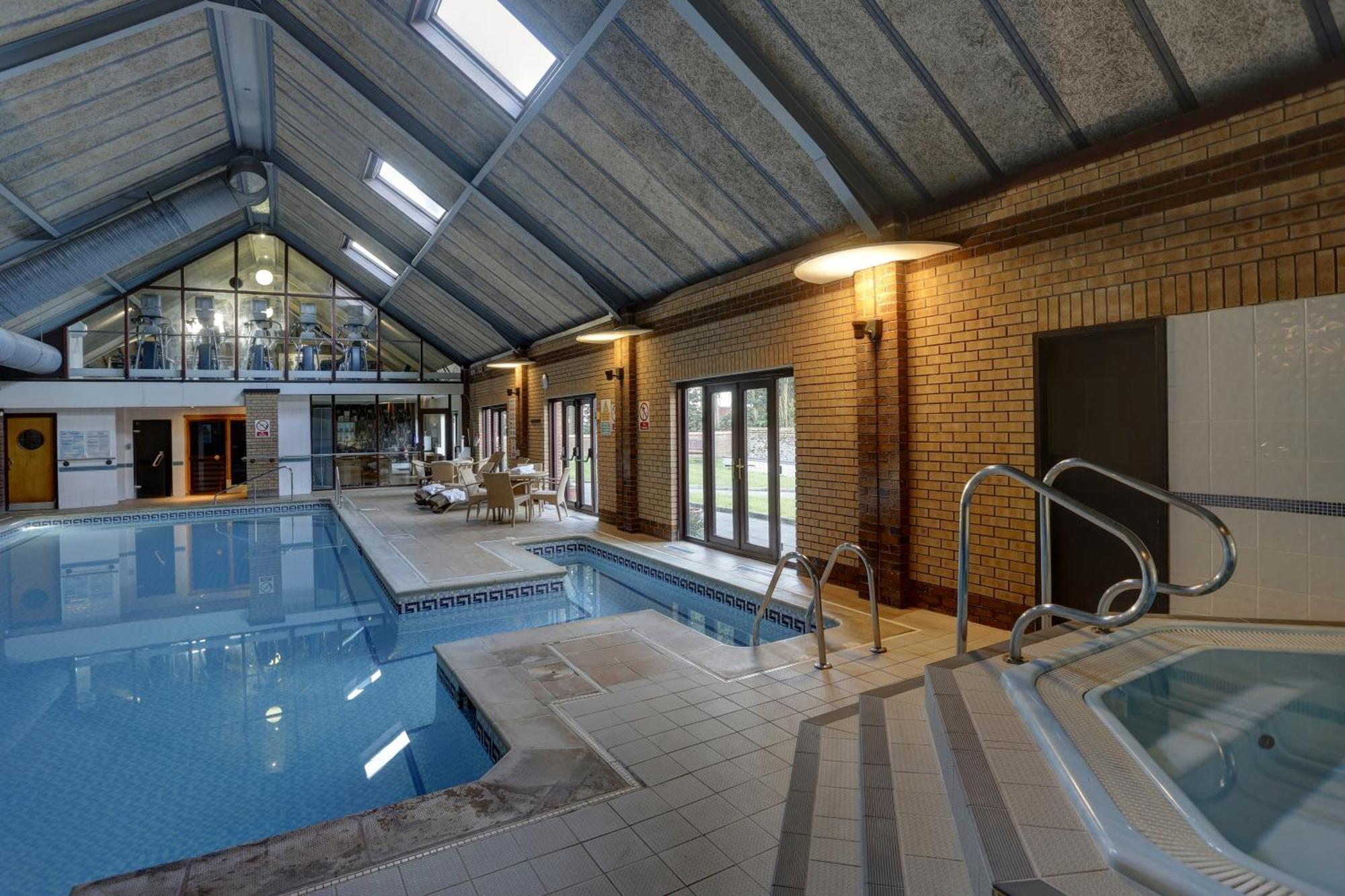 Knights Hill Hotel & Spa King's Lynn Buitenkant foto